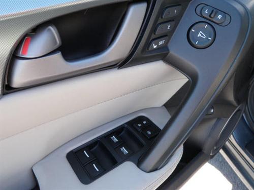 Acura TL 2009 photo 2