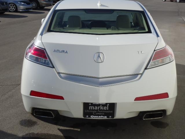 Acura TL 2010 photo 2