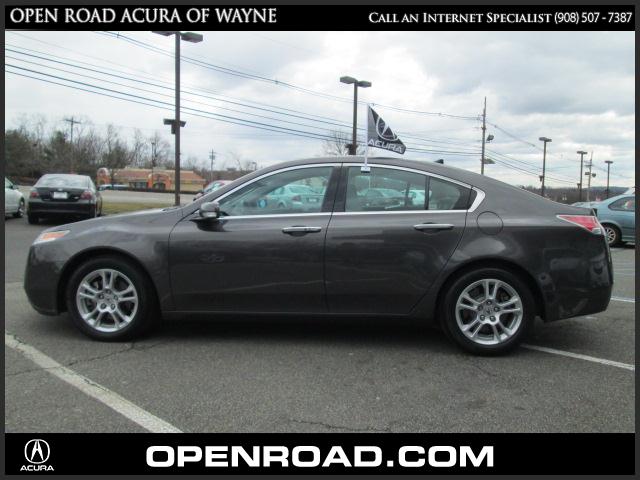 Acura TL 2010 photo 2