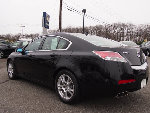 Acura TL 2010 photo 2