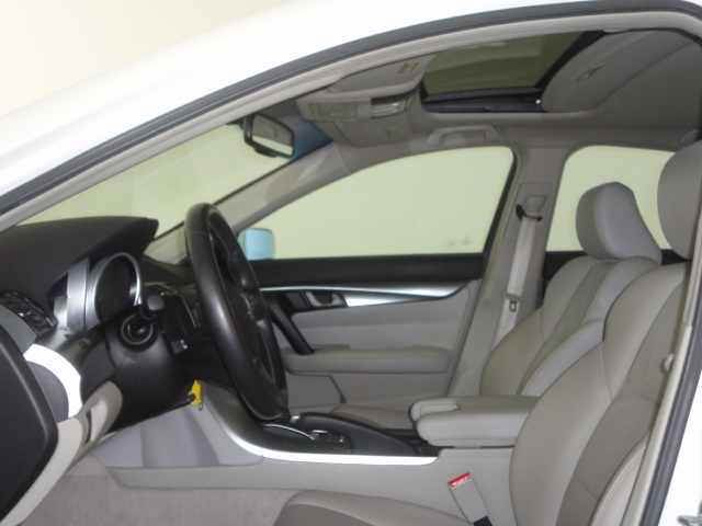 Acura TL 2010 photo 1