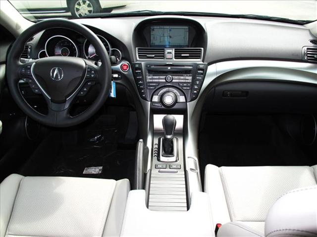 Acura TL 2011 photo 2