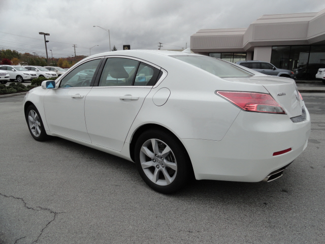 Acura TL 2012 photo 2