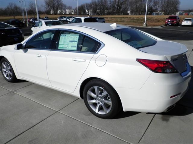 Acura TL 2012 photo 2