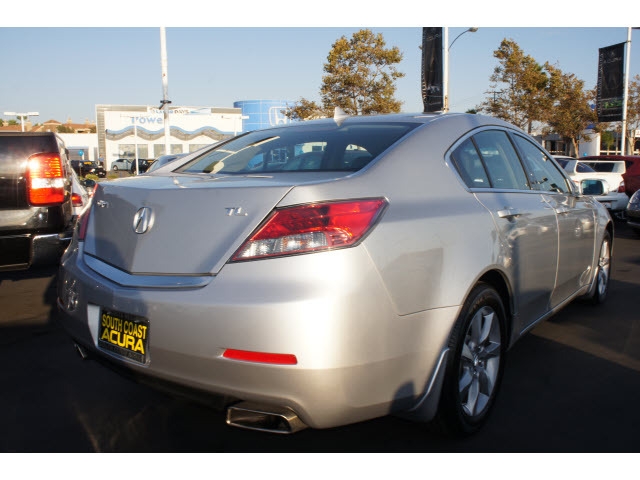 Acura TL 2012 photo 2