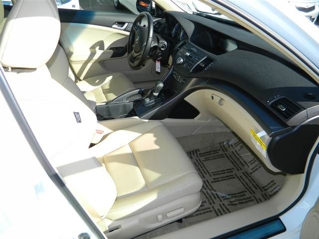 Acura TSX Base Unspecified