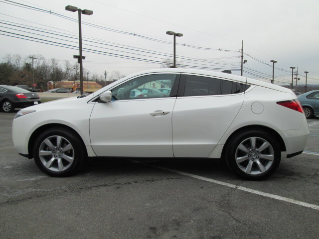 Acura ZDX 2010 photo 2