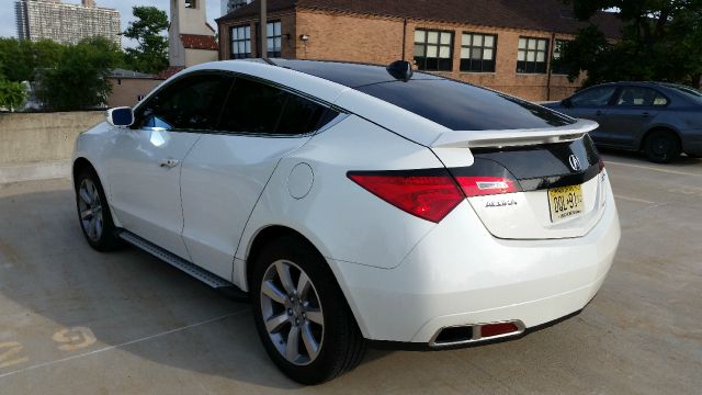 Acura ZDX 2011 photo 2