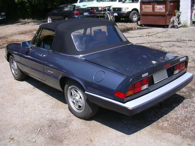 Alfa Romeo Spider 1986 photo 2
