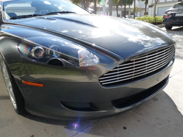 Aston Martin DB9 2006 photo 3