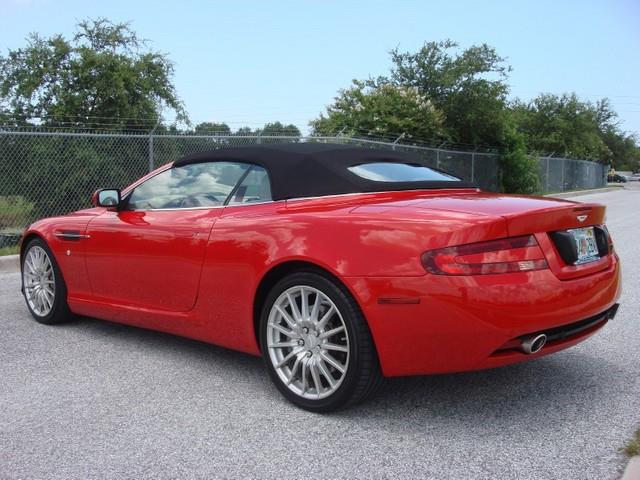 Aston Martin DB9 2006 photo 1