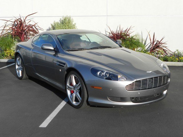 Aston Martin DB9 2008 photo 2