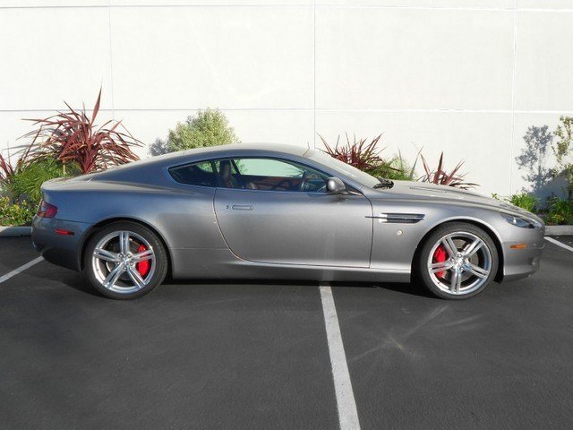 Aston Martin DB9 2008 photo 1