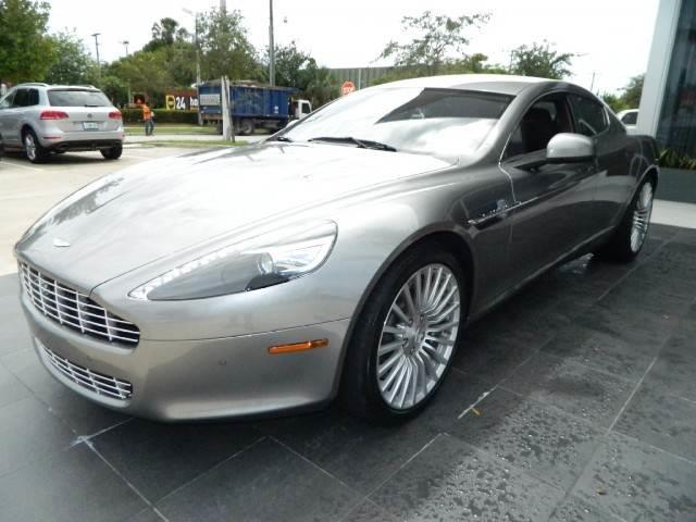 Aston Martin Rapide 2011 photo 3