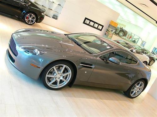 Aston Martin V8 Vantage 2007 photo 2