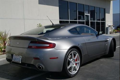 Aston Martin V8 Vantage 2007 photo 3