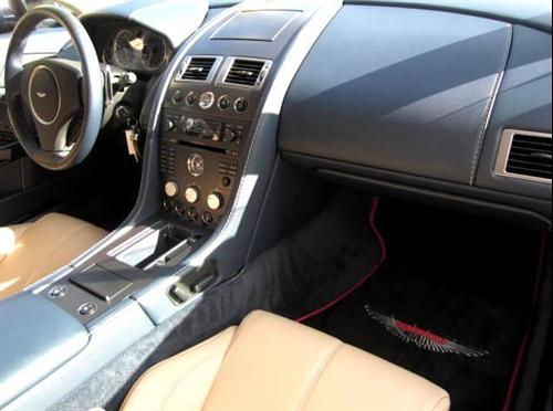 Aston Martin V8 Vantage 2007 photo 3