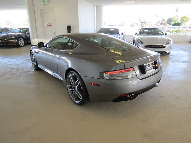 Aston Martin Virage 2012 photo 3