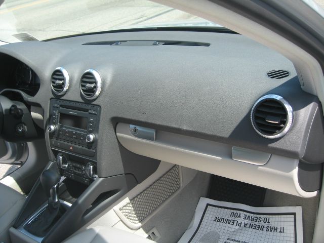 Audi A3 2010 photo 10