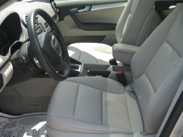 Audi A3 2010 photo 9