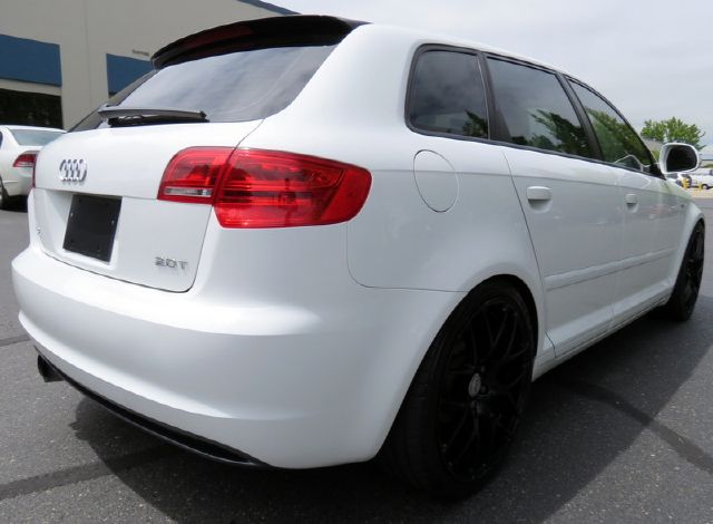 Audi A3 2010 photo 25