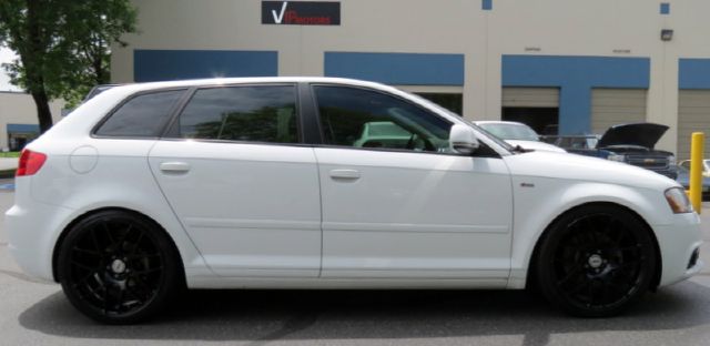 Audi A3 2010 photo 3