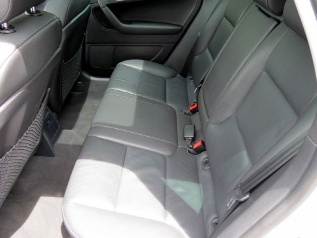 Audi A3 2010 photo 9