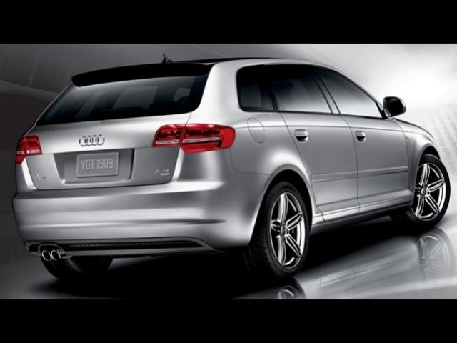 Audi A3 2010 photo 2