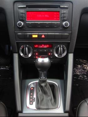 Audi A3 2011 photo 2