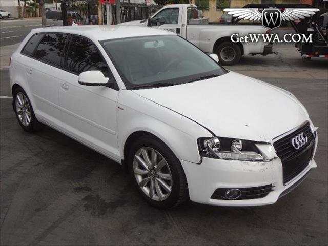 Audi A3 2011 photo 3