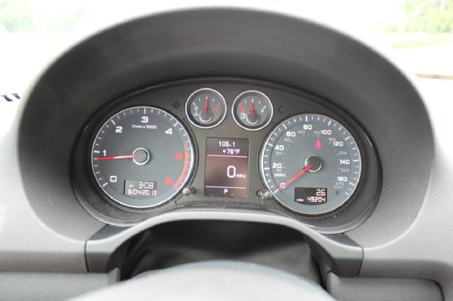 Audi A3 2011 photo 3