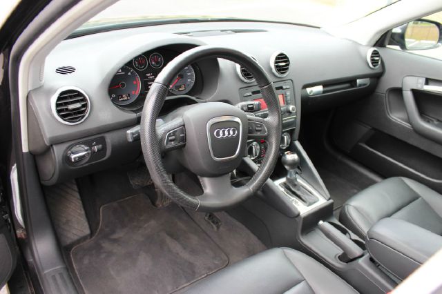 Audi A3 2011 photo 33