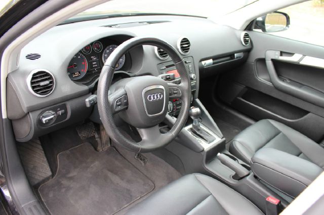 Audi A3 2011 photo 9