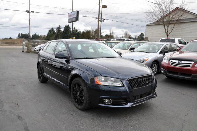 Audi A3 2012 photo 4