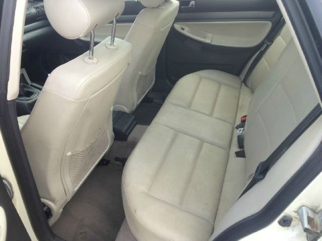 Audi A4 1997 photo 10