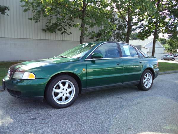Audi A4 1998 photo 4