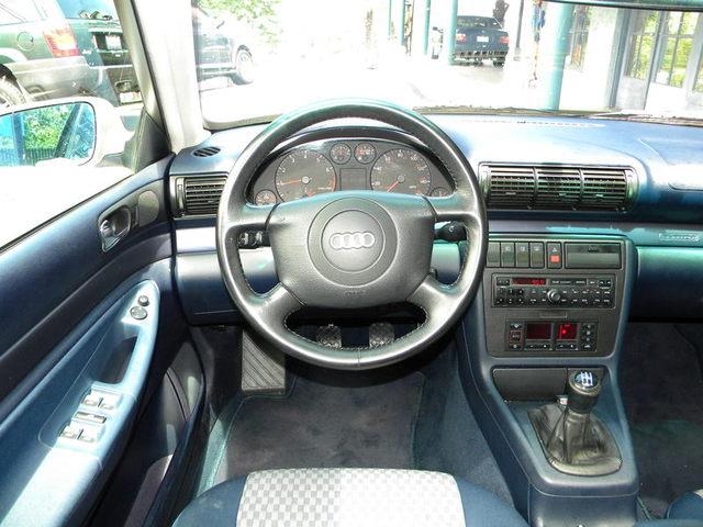 Audi A4 1998 photo 2