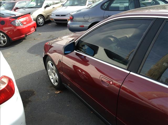 Audi A4 1998 photo 2