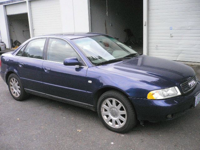 Audi A4 2000 photo 4