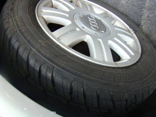 Audi A4 2000 photo 1