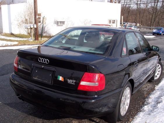 Audi A4 2000 photo 1