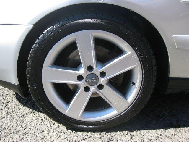Audi A4 2000 photo 3