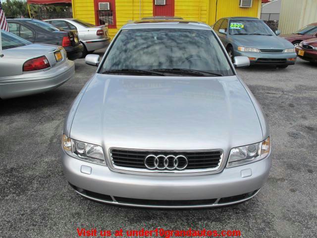 Audi A4 2000 photo 1