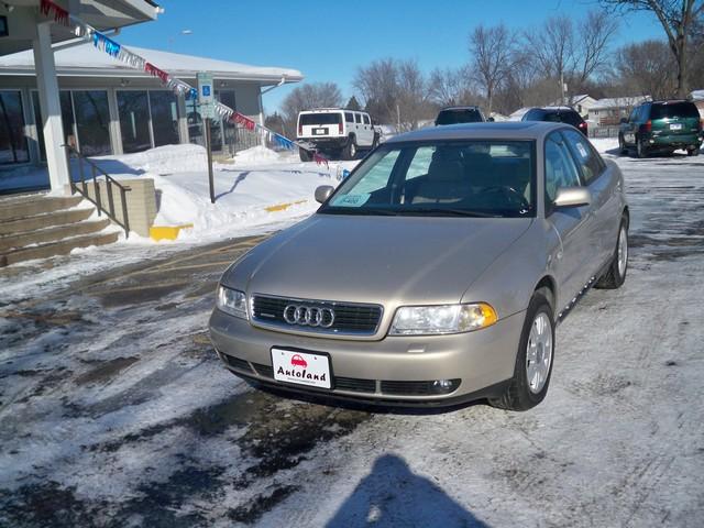 Audi A4 6spd 4x4 Sedan