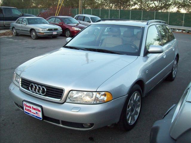 Audi A4 XLT Overhead Rack Wagon