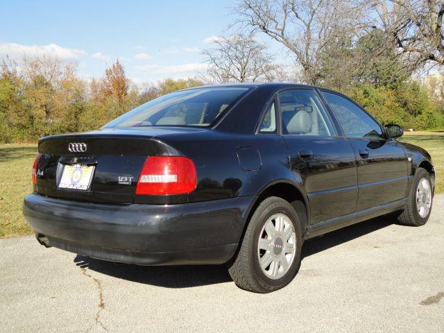 Audi A4 2000 photo 2