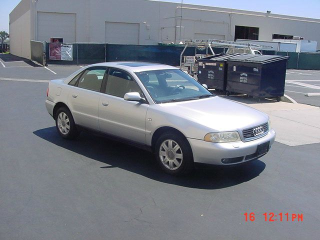 Audi A4 2001 photo 3