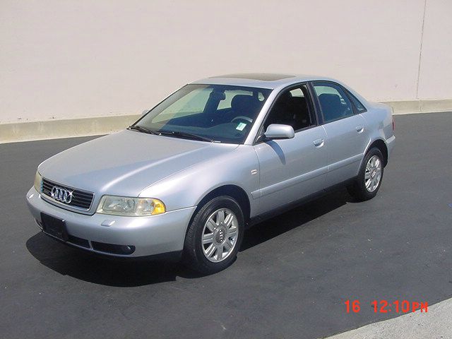 Audi A4 2001 photo 4