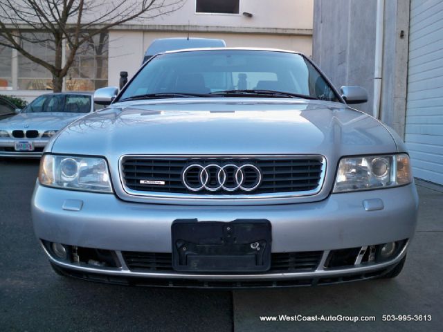 Audi A4 2001 photo 1