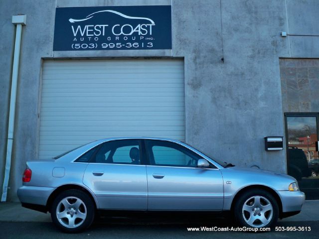 Audi A4 2001 photo 3